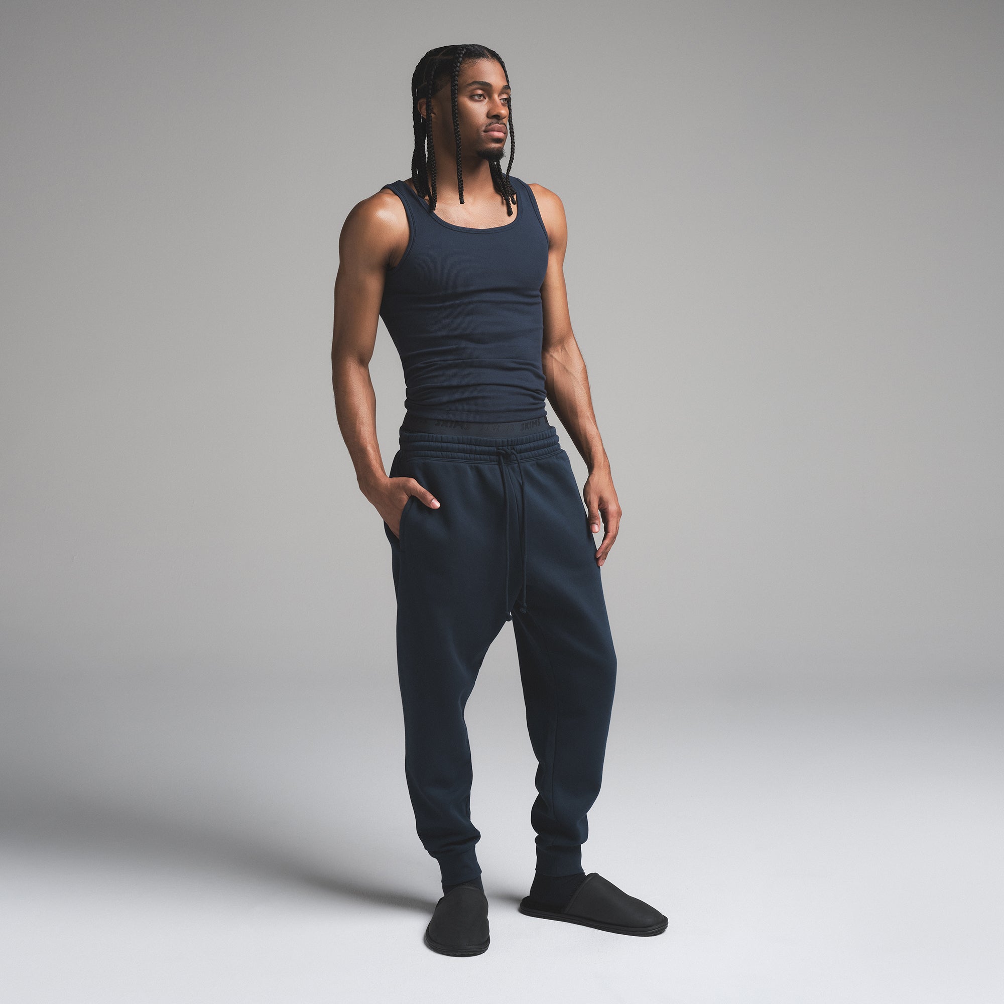 Mens Tapered Jogger - Image 4