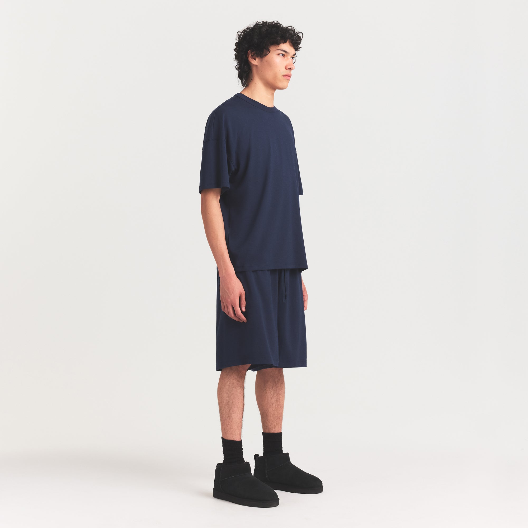 Mens Relaxed Short - Image 2