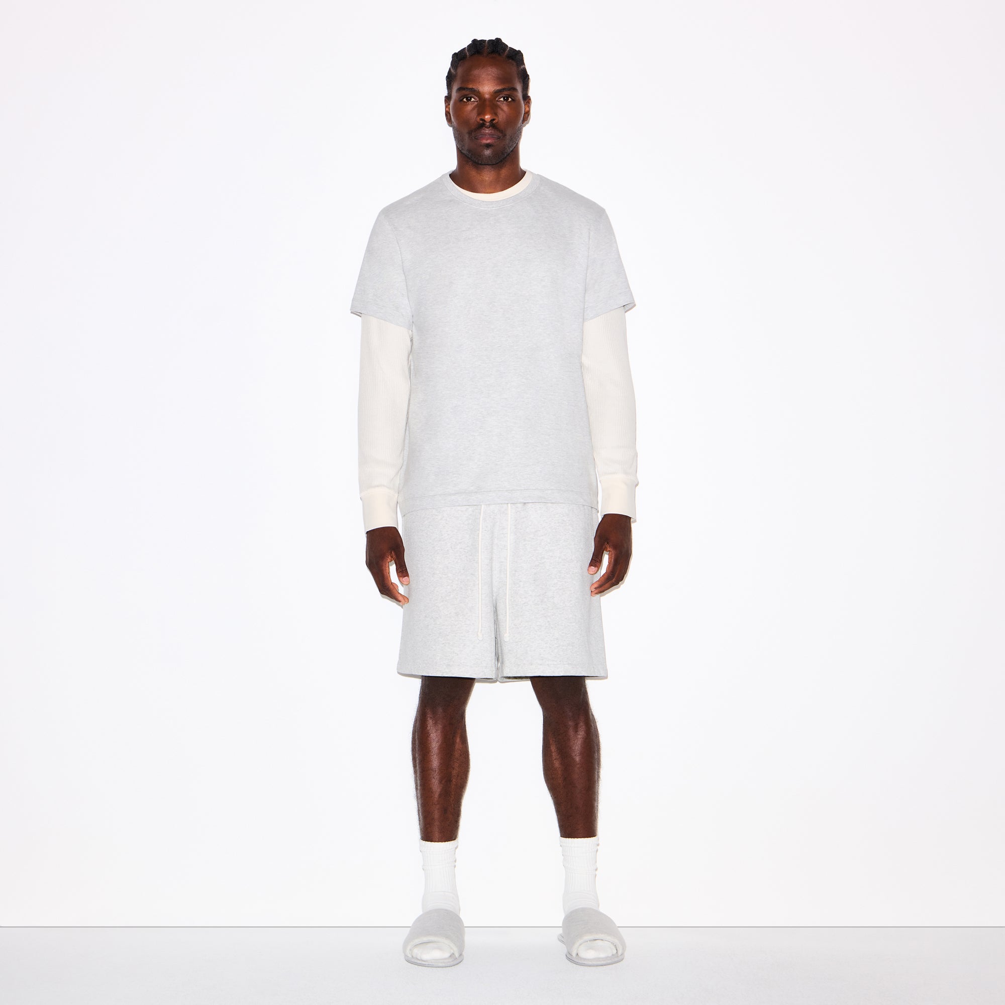 Mens Relaxed Short - Image 2