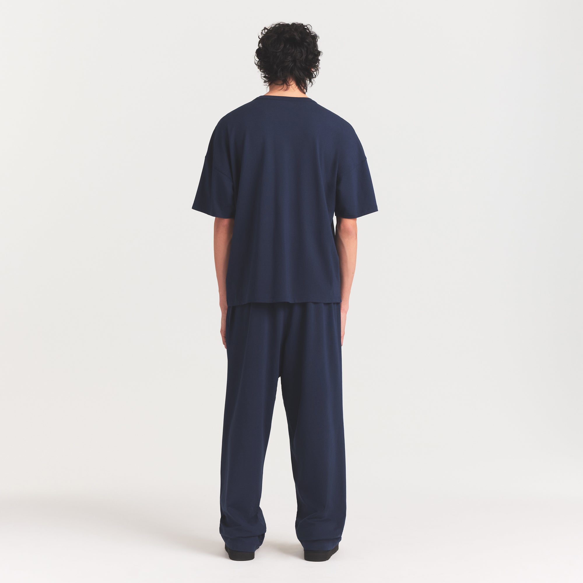 Mens Relaxed Straight Leg Pant - Image 5