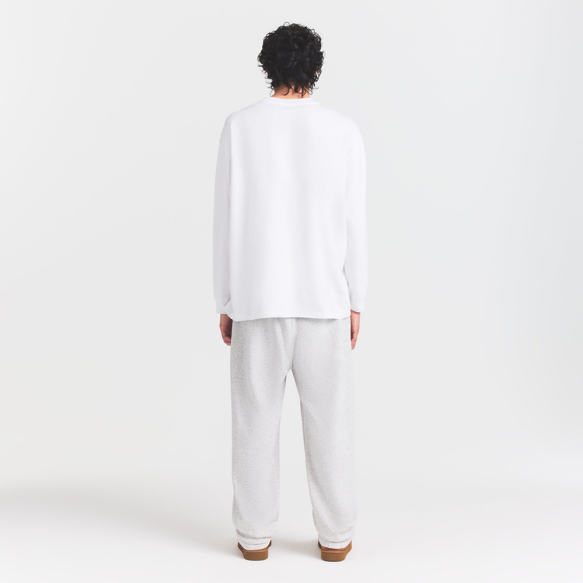 Mens Relaxed Long Sleeve T-Shirt - Image 4