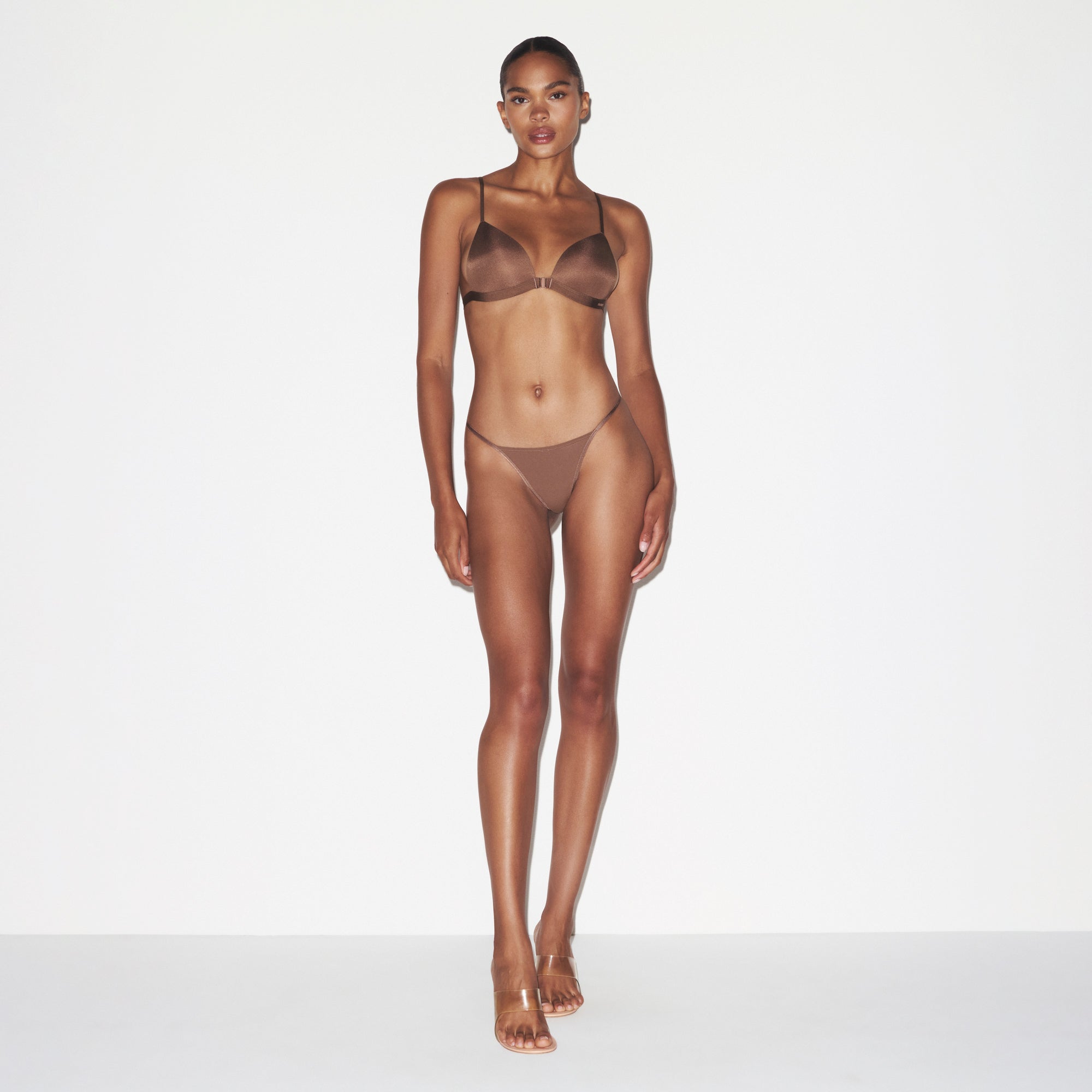 Triangle Front Close Super Push-Up Bra - Image 4